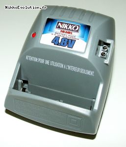  Nikko Chargeur BC520 neuf