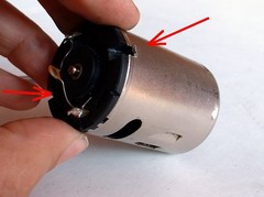 Sertissage du moteur 